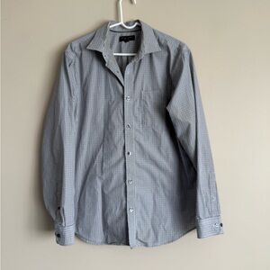 Banana Republic Non-Iron Classic Fit shirt Large (neck 16-16 1/2, sleeve 34-35)